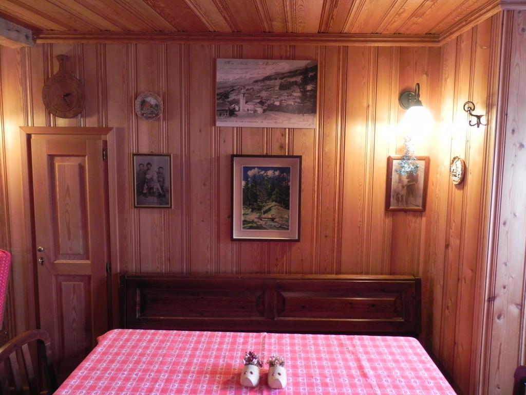 Le Vieux Rascard D'hotes Guest house Champoluc