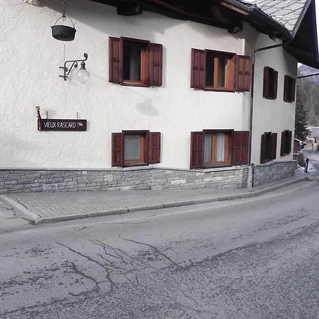 Le Vieux Rascard Chambres D'Hotes Champoluc Zimmer foto