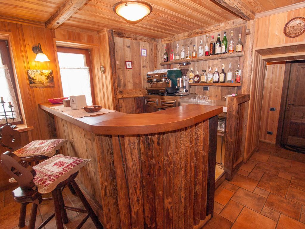 Le Vieux Rascard D'hotes Gasthof Champoluc