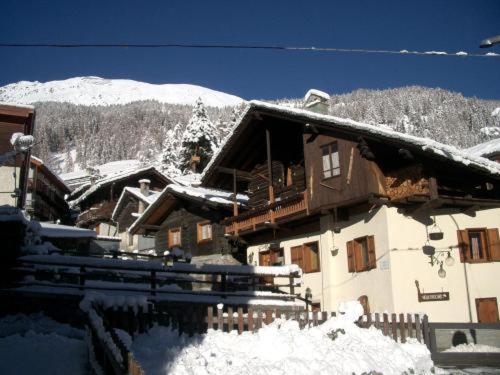 Le Vieux Rascard D'hotes * Champoluc